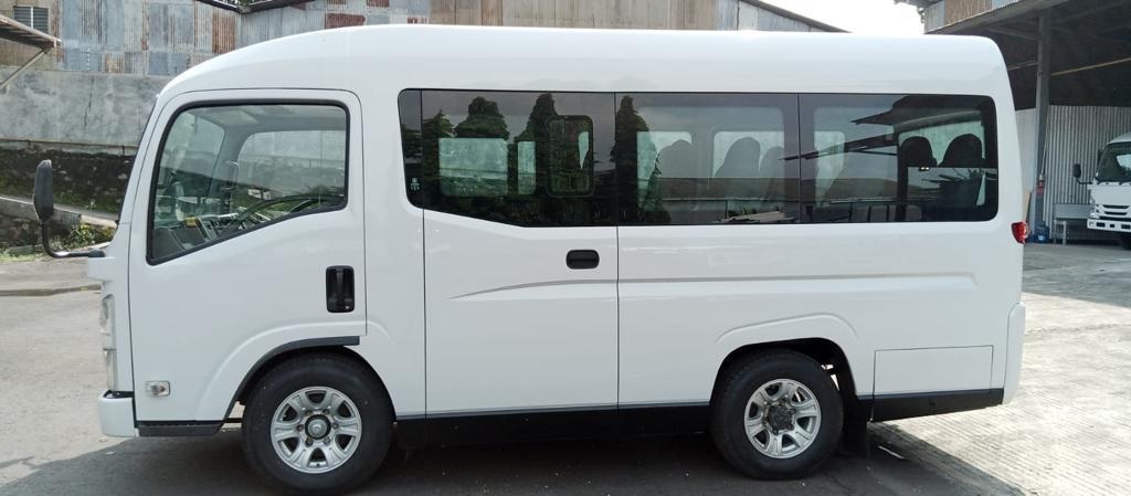 isuzu elf microbus 16 seat
