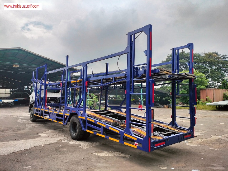 Car Carrier Truk Giga FVR U Car Carrier Truk Giga FVR U