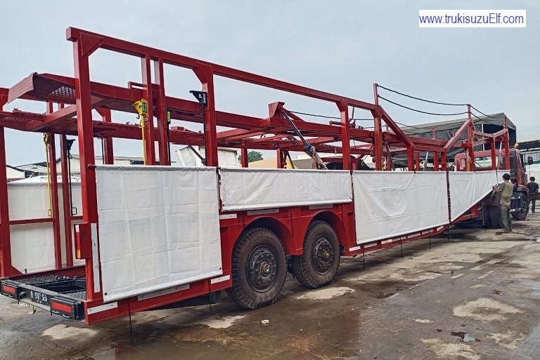 Car Hauler Isuzu Giga GVR J 245 PS