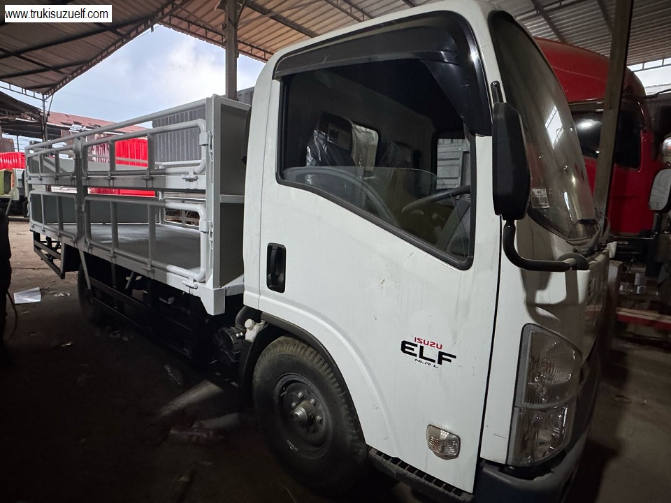 TRUK GALON AIR ISUZU ELF NLR