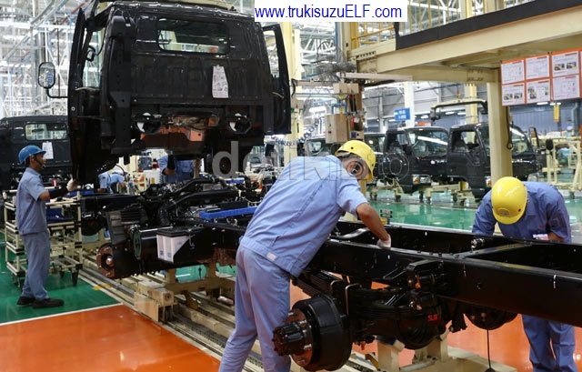 Pabrikasi Truk ISUZU Karawang Plant