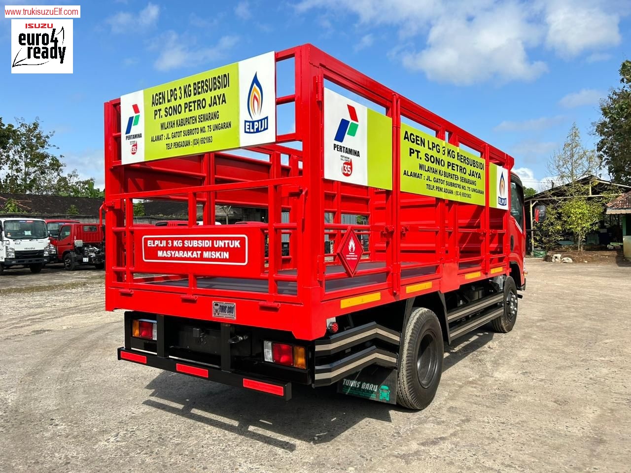 Truk Bak besi Gas LPG pertamina Isuzu NMR