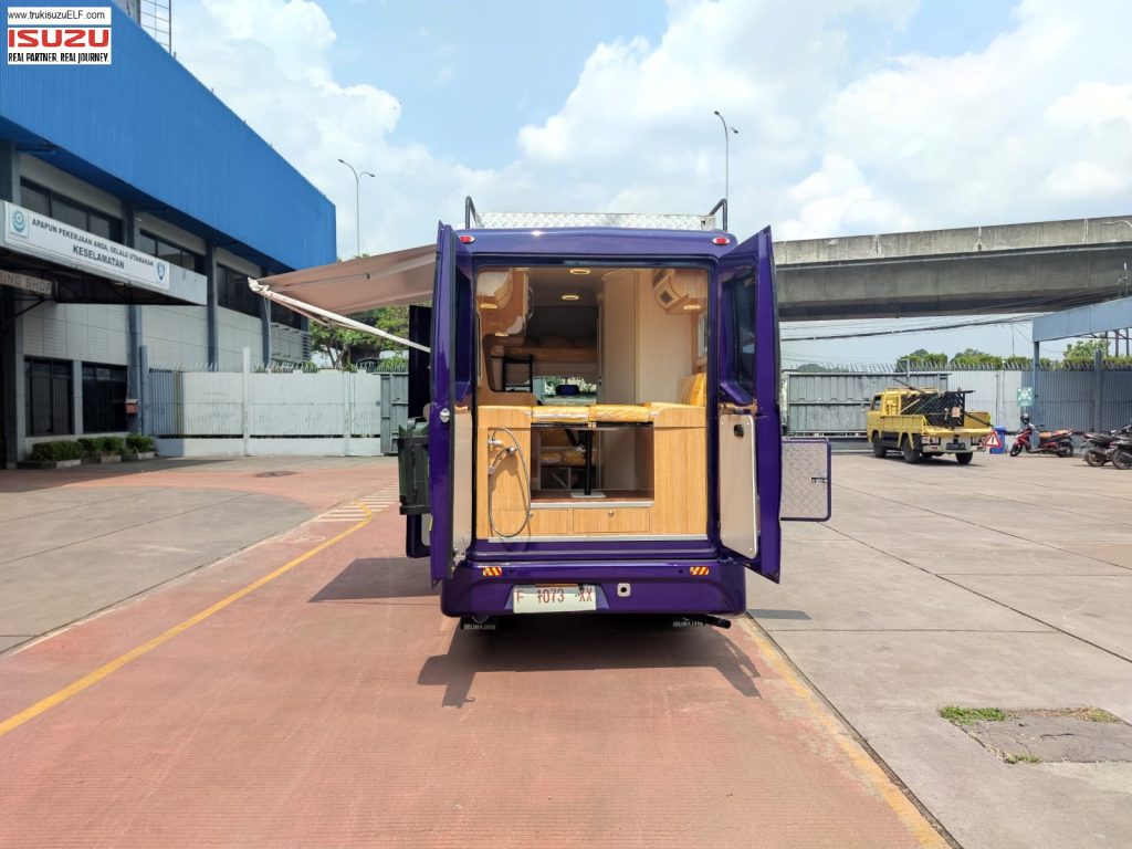 mobil camper van isuzu Traga mobil camper van isuzu Traga
