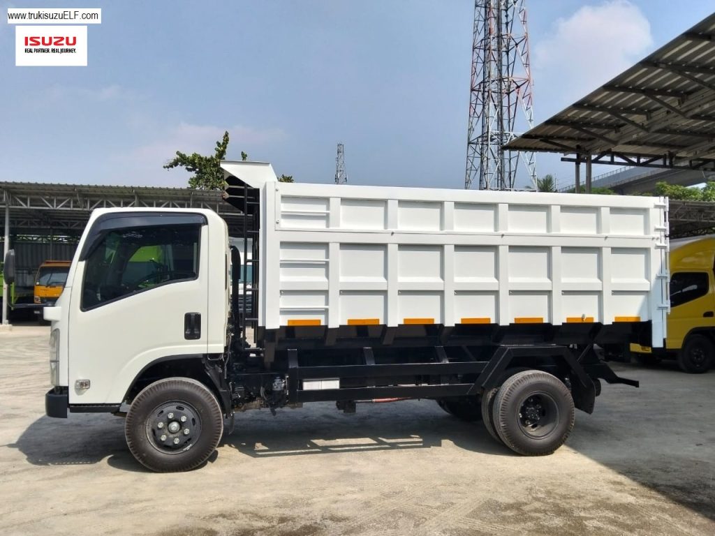 DUMP TRUK SAWIT 10 KUBIK ISUZU NMR 6 BAN